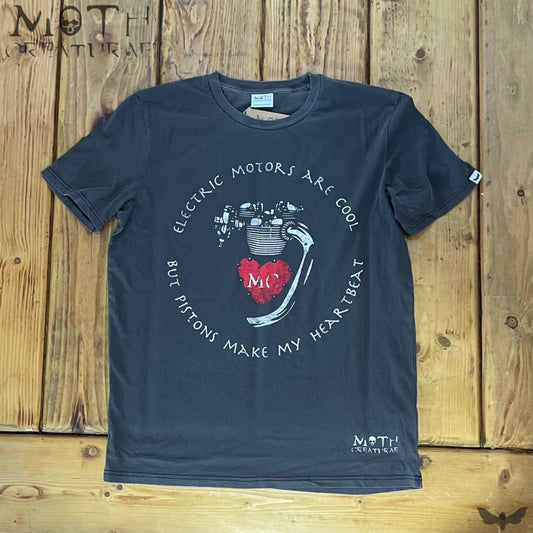 Moth Creaturae 'Heartbeat' Gender Neutral Short Sleeve Vintage T-Shirt